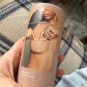 NWOT Nood no show nipple covers